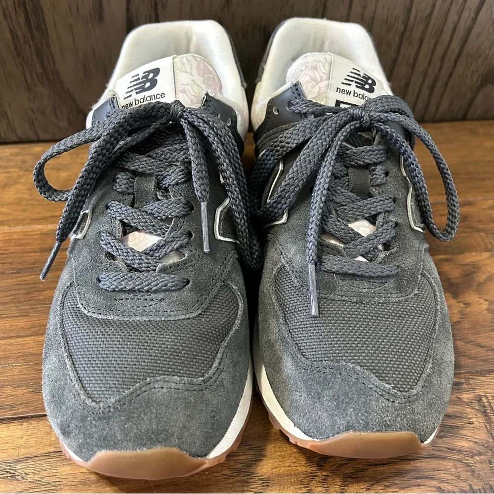 New Balance Classics 574 Sneakers Gray White Floral Size 6.5